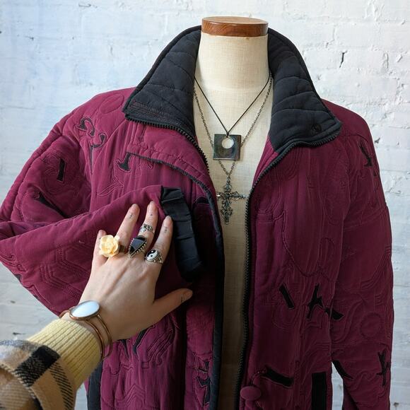 Vintage Purple Silk Jacket Embroidered Quilted Utility Boho Blanket Coat Small - Picture 3 of 9